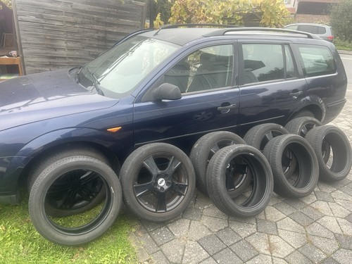Verkaufe felgen mit reifen - mit, +